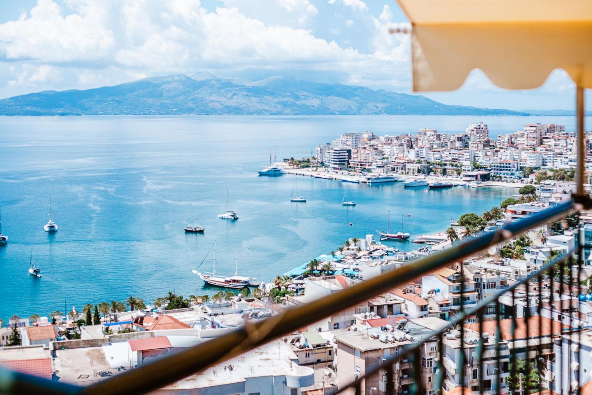 Apartment Lost At Sea Sarandë